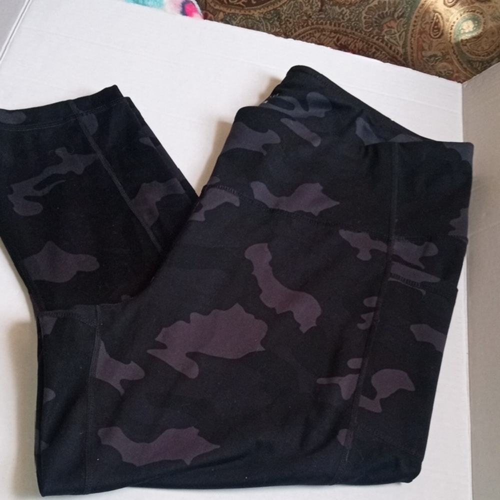 Yogalicious  Lux Black & Charcoal Camo Yoga Pants
